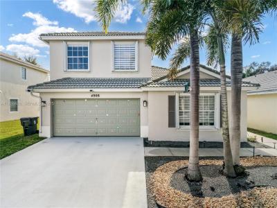 4908 Lombard Pass Dr, Lake Worth, Florida 33463, USA