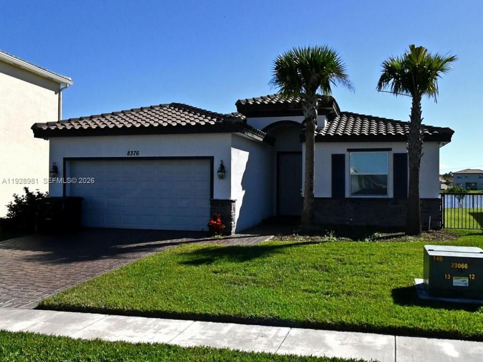 8376 NW Greenbank Cir, Port St. Lucie, Floride 34987, États-Unis