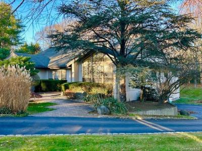 5 Carman Court, Huntington, نيويورك 11746, الولايات المتحدة