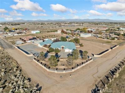 Foley Road, Oak Hills, Калифорния 92344, Соединенные Штаты