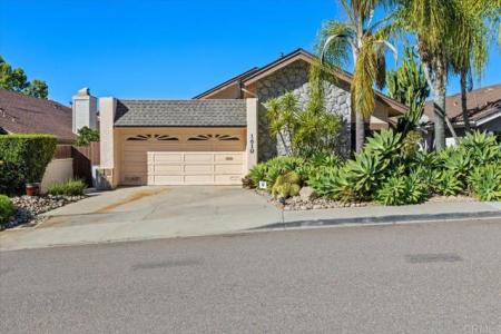 Via La Plaza, San Marcos, California 92078