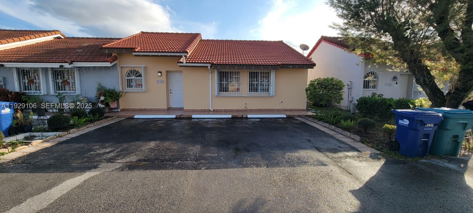 11470 NW 4th Ln 11470, Sweetwater, Florida 33172