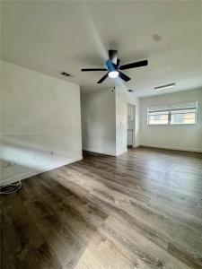 Hialeah, Florida 33016, USA