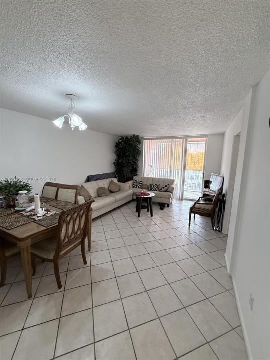 19715 SW 114th Ave 258, Miami, Floride 33157, États-Unis
