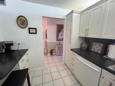 324 SE 10th St 207, Dania Beach, Florida 33004, USA