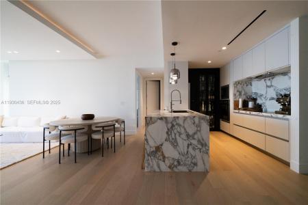 1425 Brickell Ave 57A, Miami, Florida 33131, USA