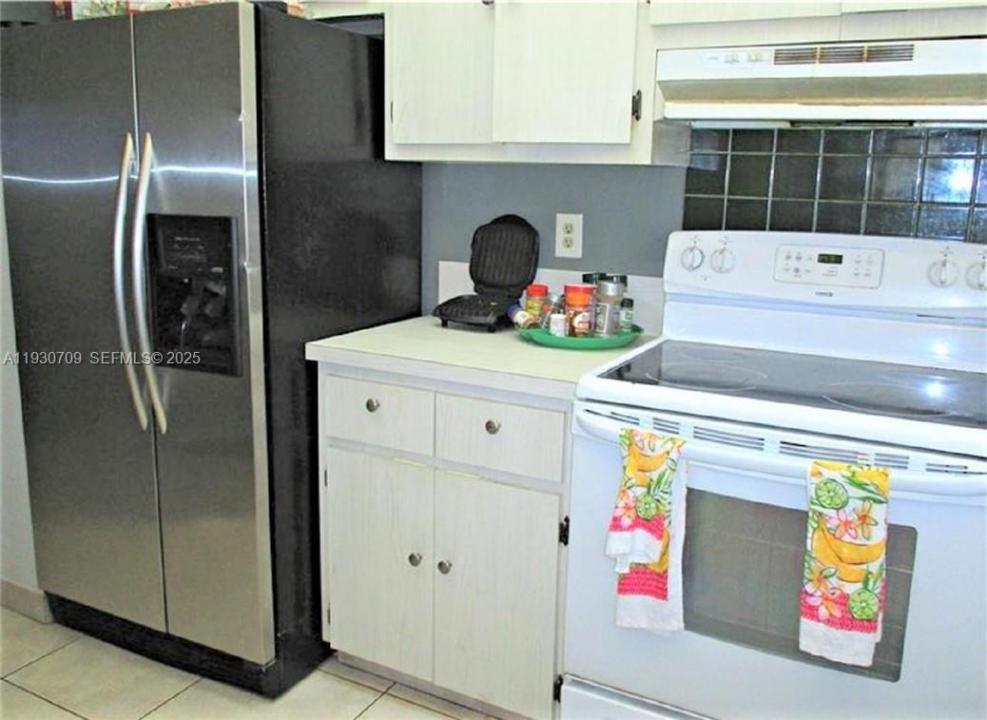 2451 NW 41st Ave 302, Lauderhill, Floride 33313, États-Unis