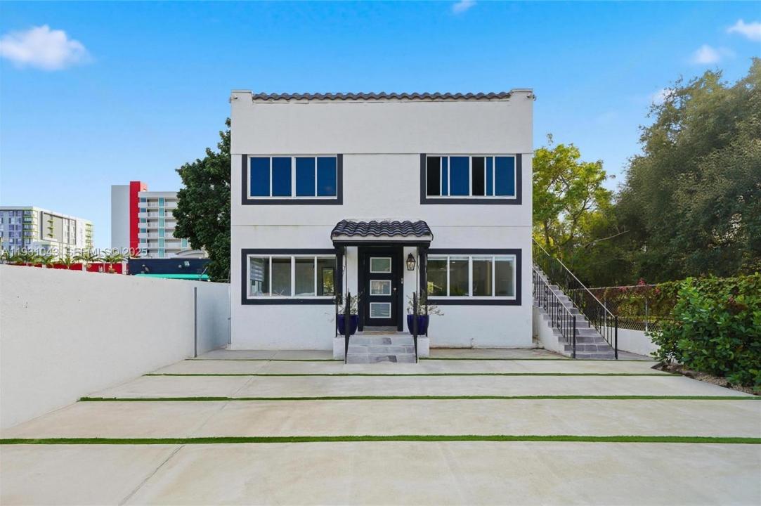 1590 NW 38th St 1, Miami, Florida 33142, Stati Uniti
