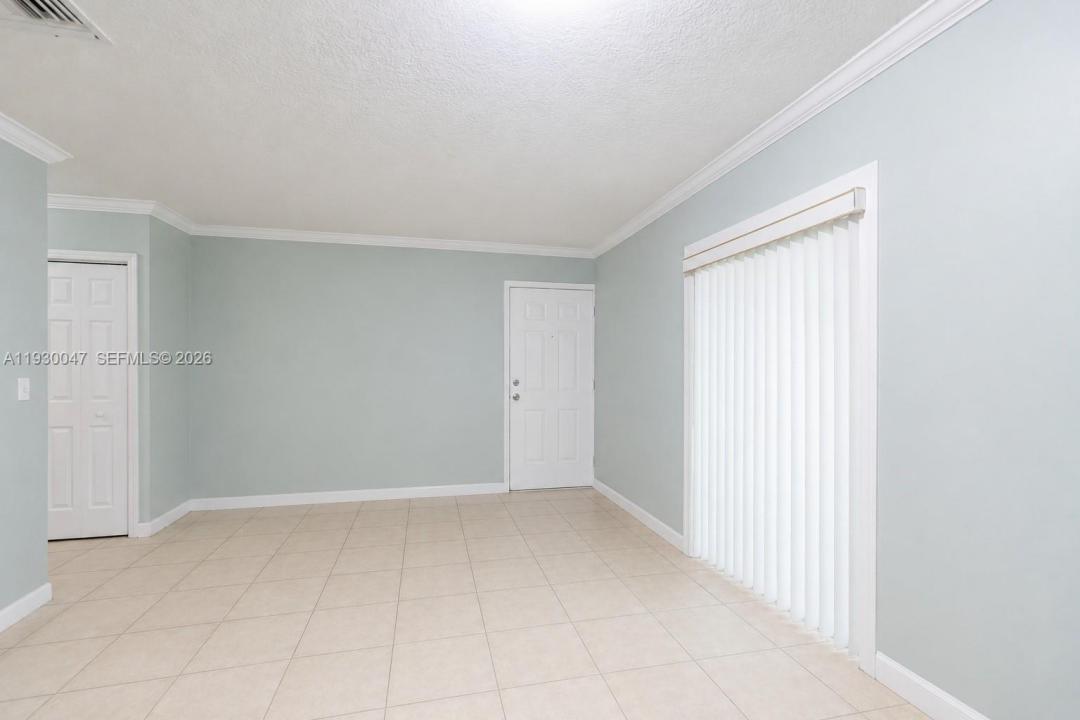63 NW 17th Pl 6, Miami, فلوريدا 33125, الولايات المتحدة