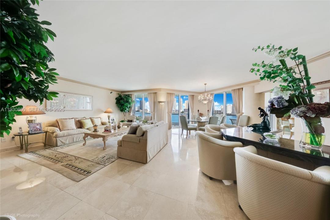 2600 Island Blvd 703, Aventura, Floride 33160, États-Unis