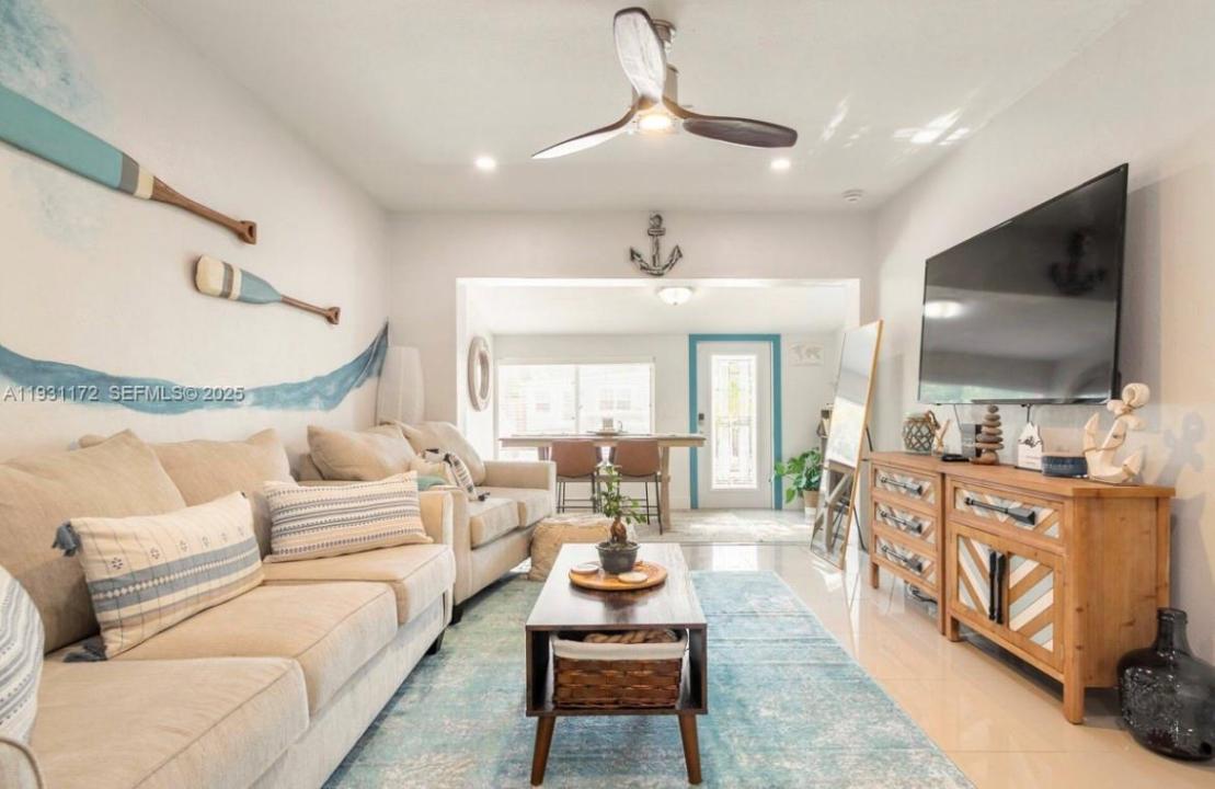 1243 NW 3rd Ave, Fort Lauderdale, Floride 33311, États-Unis