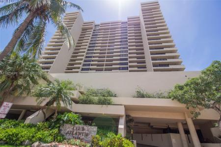 2555 Collins Ave 911, Miami Beach, Florida 33140, USA