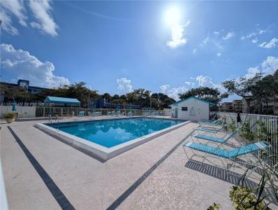 4723 E Lucerne Lakes Blvd E 634, Lake Worth, Florida 33467, USA