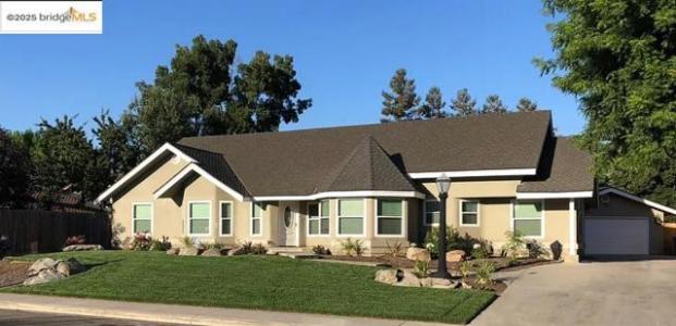 S Teddy ST, Visalia, カリフォルニア 93277, アメリカ合衆国