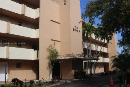1301 NE 191st St F407, Miami, Florida 33179, USA