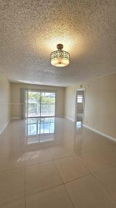1401 SW 128th Ter 410H, Pembroke Pines, Florida 33027, USA
