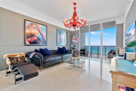 15901 Collins Ave 904, Sunny Isles Beach, Florida 33160, USA