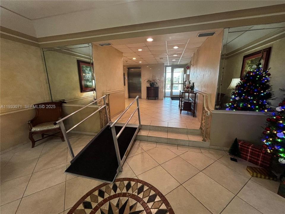 2500 NE 48th Ln 507, Fort Lauderdale, Floride 33308, États-Unis