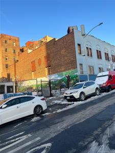 1925 Grand Concourse, New York, New York 10453, États-Unis