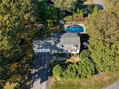 39 Secluded Drive, South Kingstown, RI 02879, USA