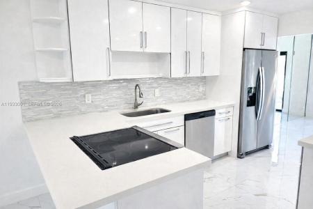 9723 N New River Canal Road 416, Plantation, Florida 33324, USA