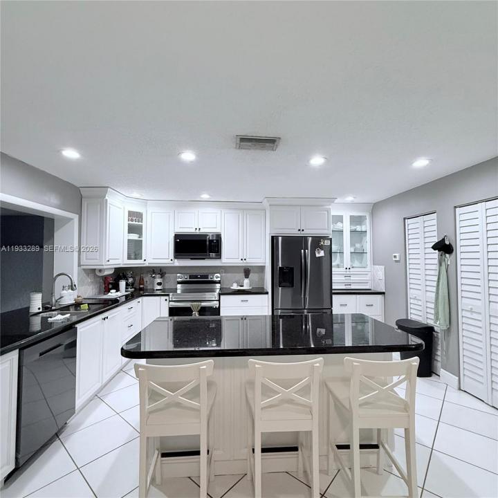 4341 Coral Springs Dr 1G, Coral Springs, Floride 33065, États-Unis