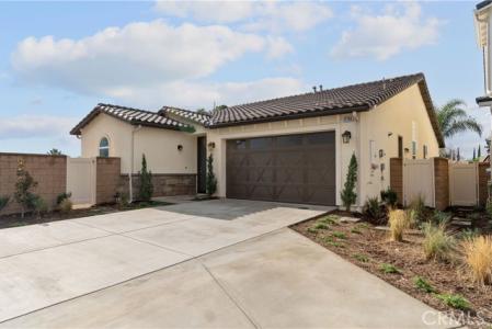 Travis Lane, Yucaipa, Калифорния 92399, Соединенные Штаты