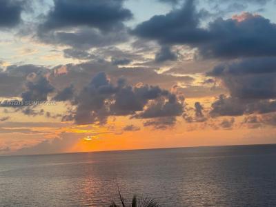 1111 Crandon Blvd A504, Key Biscayne, Florida 33149, USA