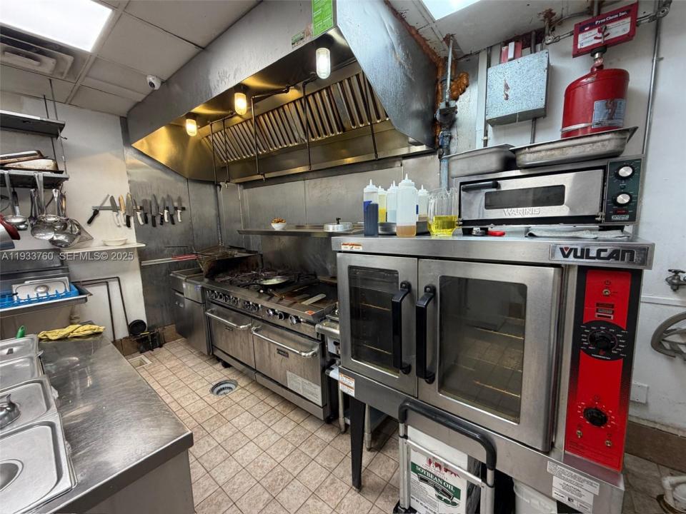 7500 NW 25th St, Miami, Floride 33122, États-Unis
