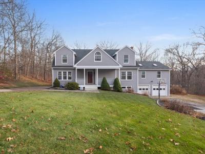 5 Fletcher Drive, Westerly, RI 02891, USA