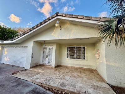 Miami, Florida 33165, USA