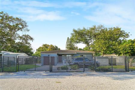 65 NW 116th St, Miami, Florida 33168, USA