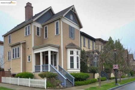 CLARK ST, Hercules, Kaliforniya 94547, Amerika Birleşik Devletleri