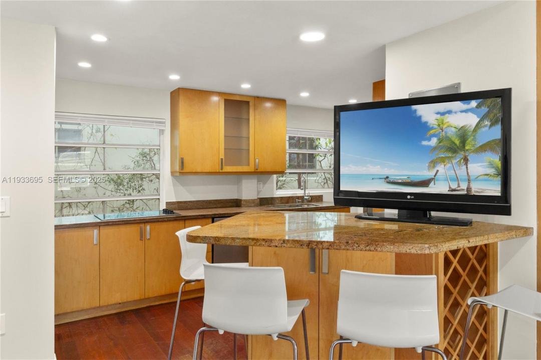 1605 Euclid Ave A1, Miami Beach, Florida 33139, USA