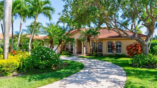 8366 SW 193rd St, Cutler Bay, Florida 33157, Amerika Birleşik Devletleri