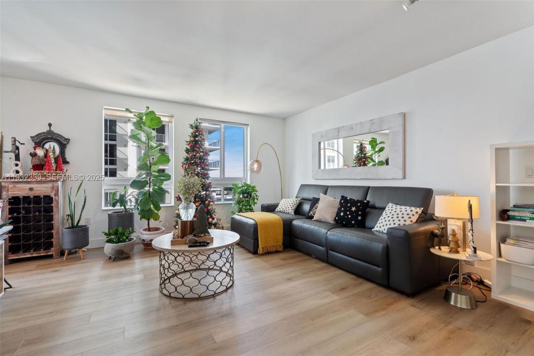 7350 SW 89th St 1110S, Miami, Florida 33156