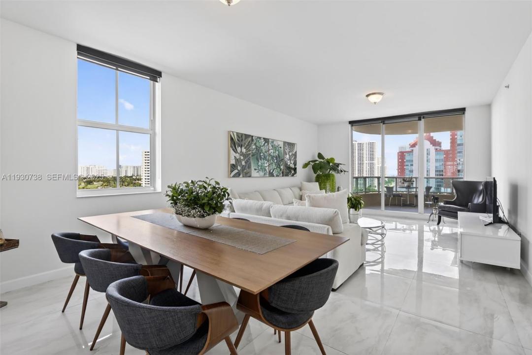 3340 NE 190th St 1101, Aventura, Floride 33180, États-Unis