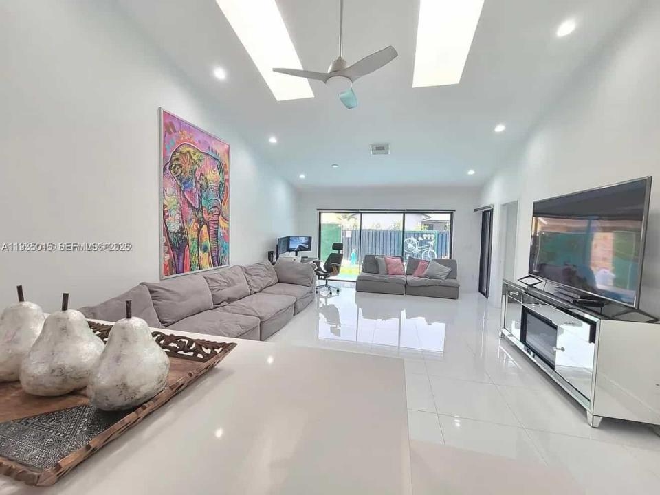 270 SE 7th St 270, Dania Beach, Florida 33004