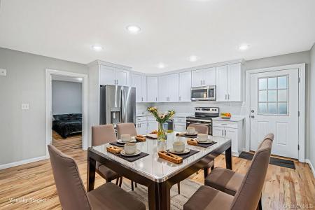 1316 6th Street, West Babylon, نيويورك 11704, الولايات المتحدة