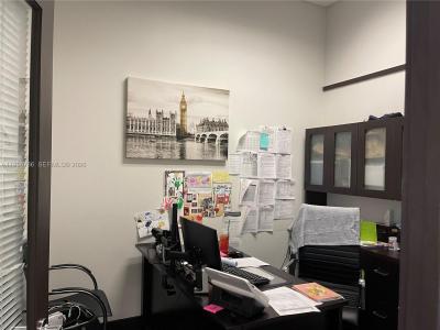 2030 S Douglas Rd 109, Coral Gables, Florida 33134, USA