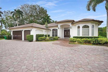 11242 SW 25th Ct, Davie, Florida 33325