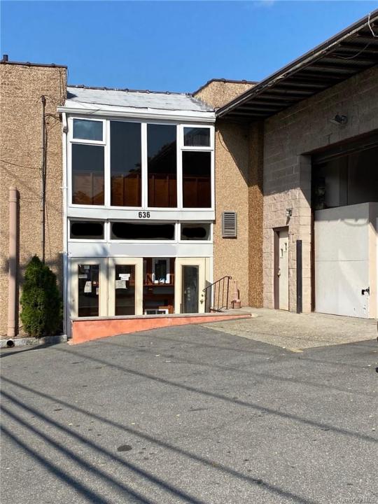 624 aka 636 Saw Mill River Road, Yonkers, New York 10710, États-Unis