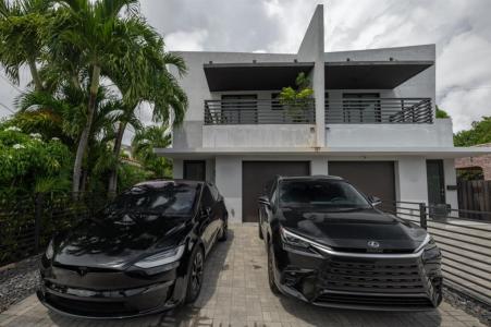 1635 SW 19th Ter, Miami, Florida 33145