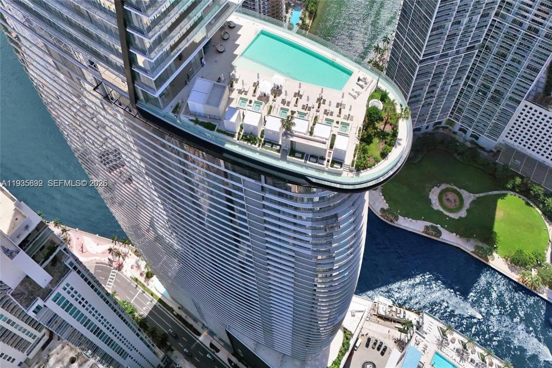 300 Biscayne Blvd Way 3704C, Miami, Floride 33131, États-Unis