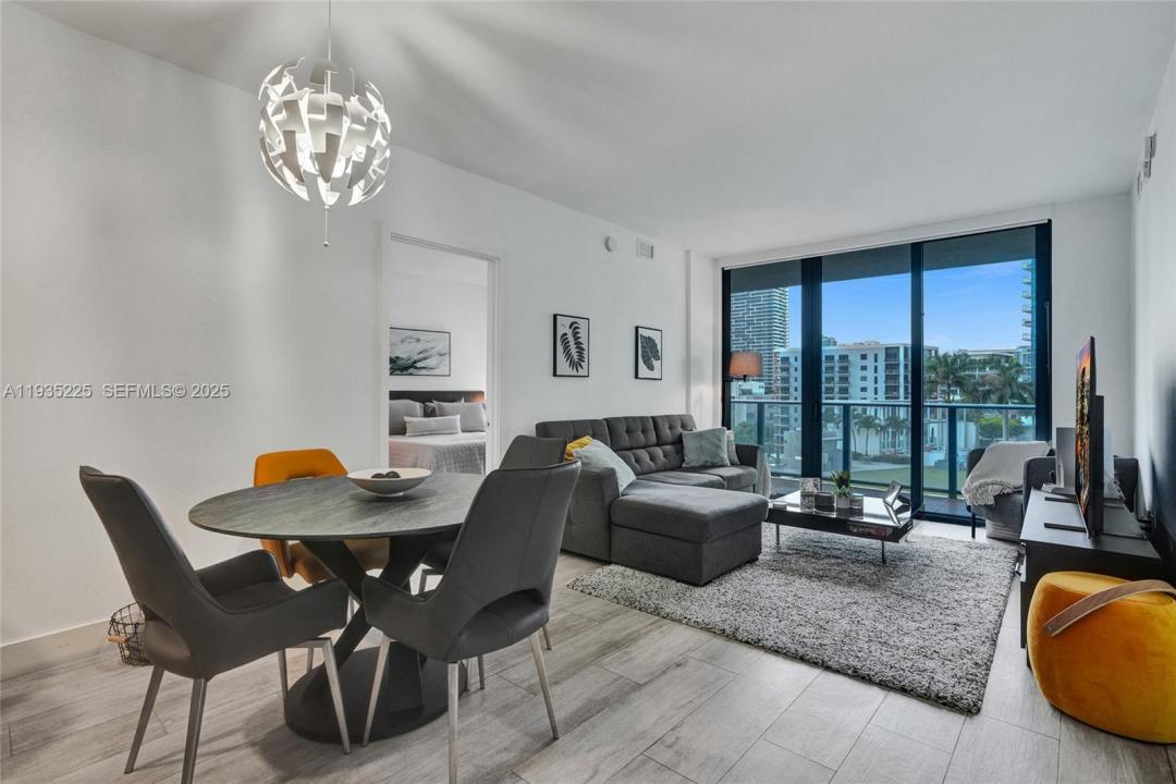 121 NE 34th St 902, Miami, فلوريدا 33137, الولايات المتحدة