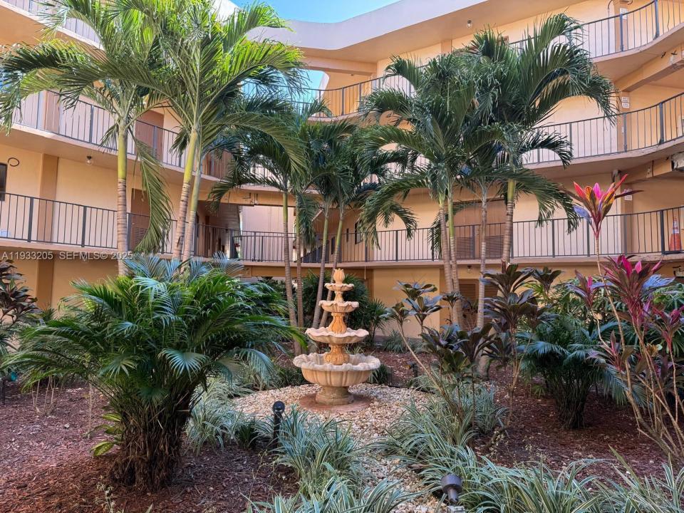 8420 SW 133rd Ave Rd 317, Miami, Florida 33183, Estados Unidos