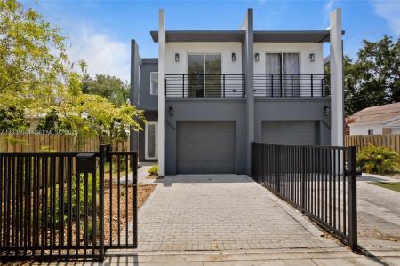 7004 NE 5th Ave, Miami, Florida 33138, USA