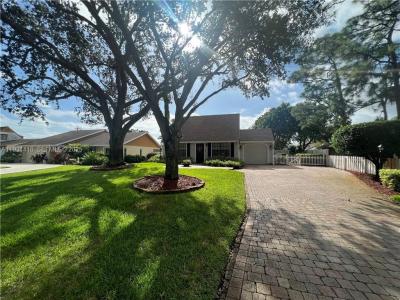 5068 Beechwood Rd, Delray Beach, Florida 33484