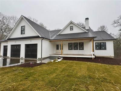 40 Red Maple Drive, Charlestown, Rhode Island 02813, Estados Unidos