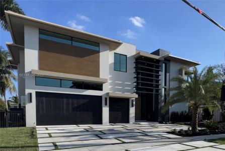 4910 NE 27th Ave, Lighthouse Point, Florida 33064